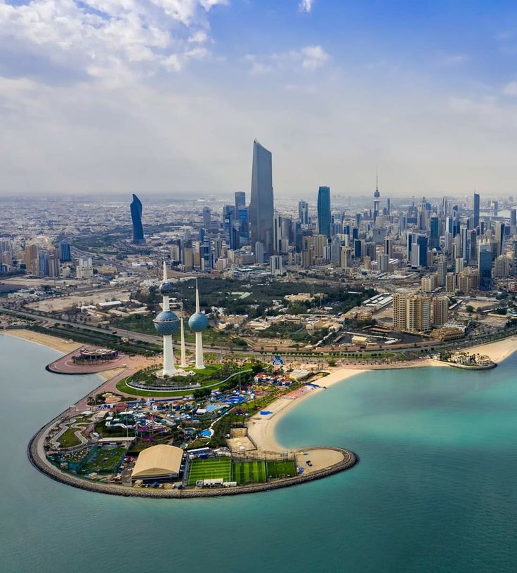 Kuwait City aerial view with Kuwait Towers — Kuwait international flights from Cheroor Travels